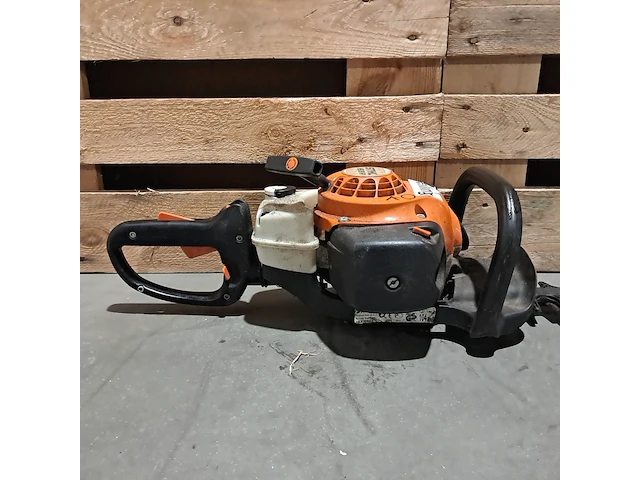 Benzine heggenschaar stihl, hs 81 r, bouwjaar 2008 - afbeelding 6 van  8