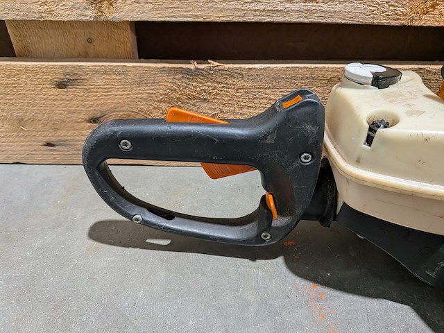 Benzine heggenschaar, stihl, hs 82 r - afbeelding 5 van  9