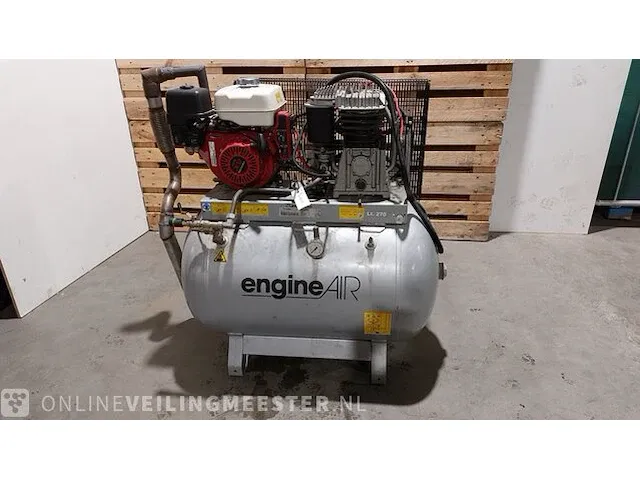 Benzine luchtcompressor engineair, lt.270, bouwjaar 2016 - afbeelding 1 van  15