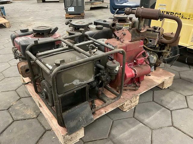 Benzine motor (6x) - afbeelding 3 van  5