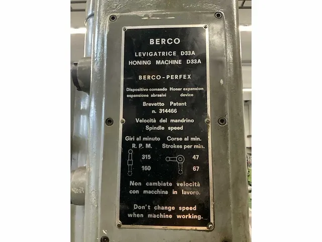Berco - d33a - cilinder hoonmachine - 1966 - afbeelding 2 van  25