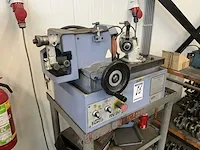Berco - rv 20 - kleppenslijpmachine - 1998 - afbeelding 1 van  6
