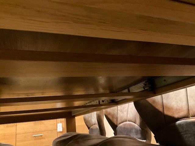 Berg eiken uitschuifbare eetkamertafel - afbeelding 10 van  11