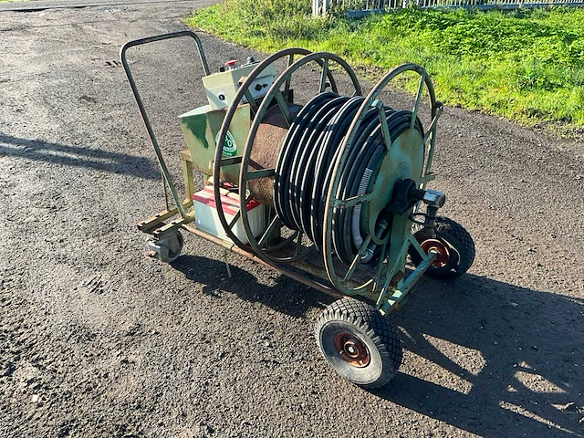Berg elektrische slanghaspel - afbeelding 6 van  13