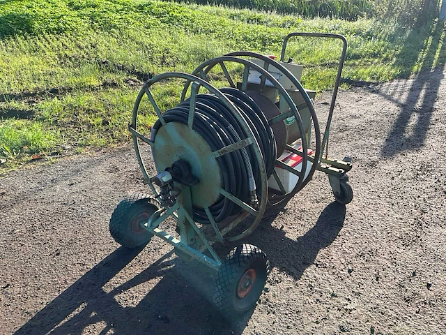 Berg elektrische slanghaspel - afbeelding 7 van  13