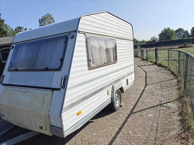 Bergland - 300 ek - caravan - afbeelding 3 van  10