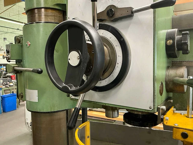 Bergonzi tr 40 radiaalboormachine - afbeelding 14 van  26