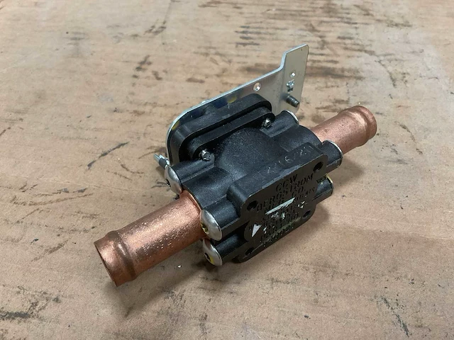 Bergstrom valve - afbeelding 1 van  5