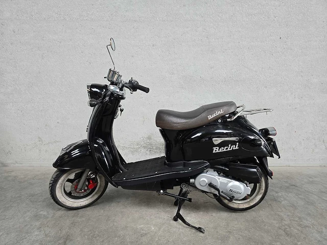 Berini - snorscooter - new city - 4t 25km uitvoering dsj31r - afbeelding 1 van  7