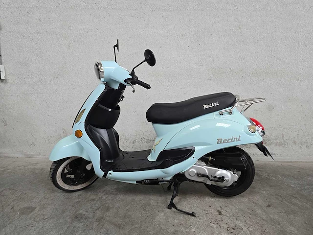 Berini - snorscooter - speeder - 4t 25km uitvoering dnp36s - afbeelding 1 van  7