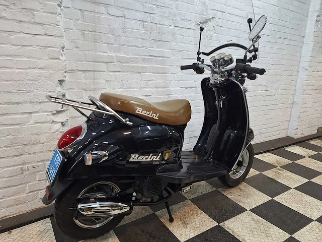 Berini dolce vita 25km snorscooter 4-takt - afbeelding 7 van  7