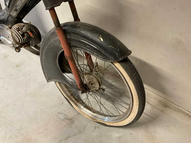 Berini m21 oldtimer brommer - afbeelding 10 van  20
