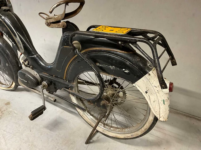 Berini m21 oldtimer brommer - afbeelding 16 van  20