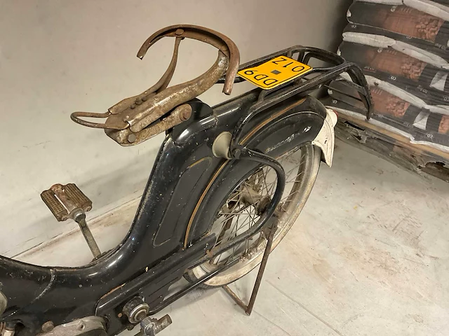 Berini m21 oldtimer brommer - afbeelding 19 van  20