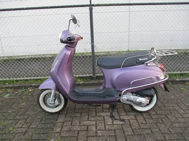 Berini smart 50 - snorscooter - napoli ii jj50qt-21h - scooter - afbeelding 1 van  12