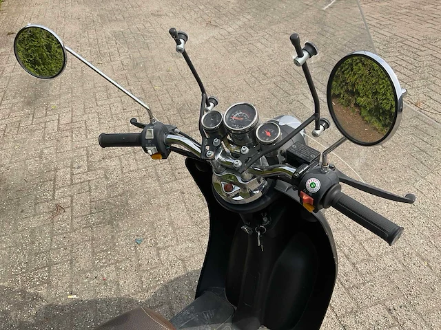 Berini snorscooter dvt-73-f - afbeelding 11 van  11