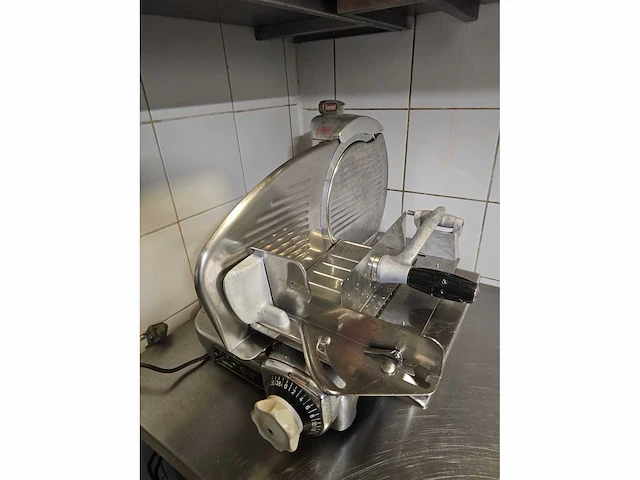 Berkel - 834 - snijmachine - afbeelding 2 van  4