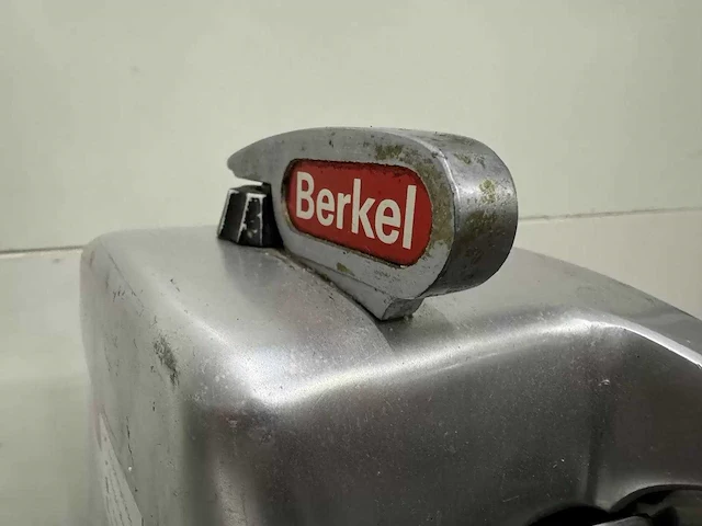 Berkel - 834 - snijmachine - afbeelding 2 van  11