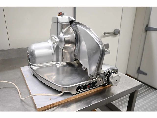 Berkel 834 rvs snijmachine - afbeelding 1 van  5