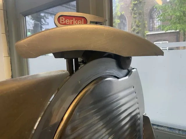Berkel 834 snijmachine - afbeelding 6 van  7