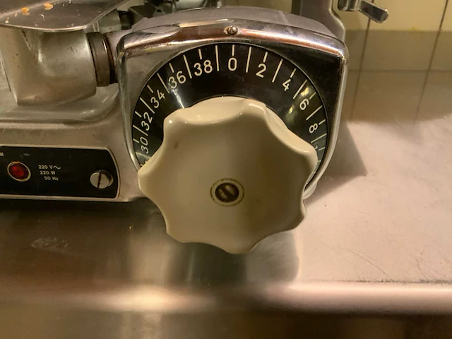 Berkel 834 snijmachine - afbeelding 3 van  7
