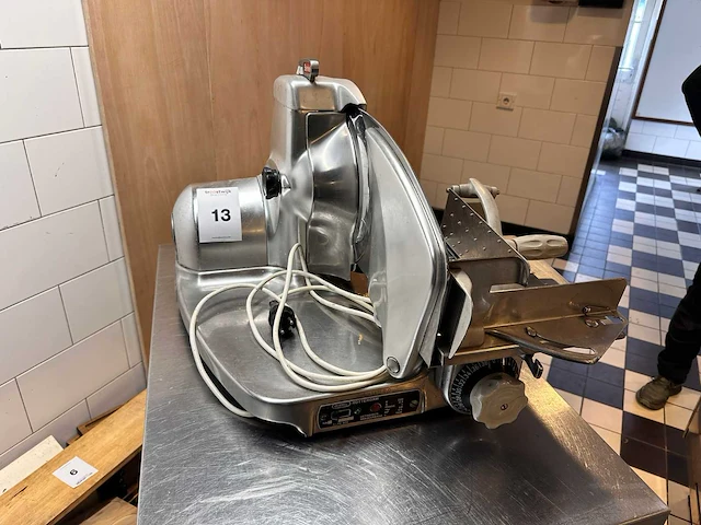 Berkel 834 snijmachine - afbeelding 1 van  4