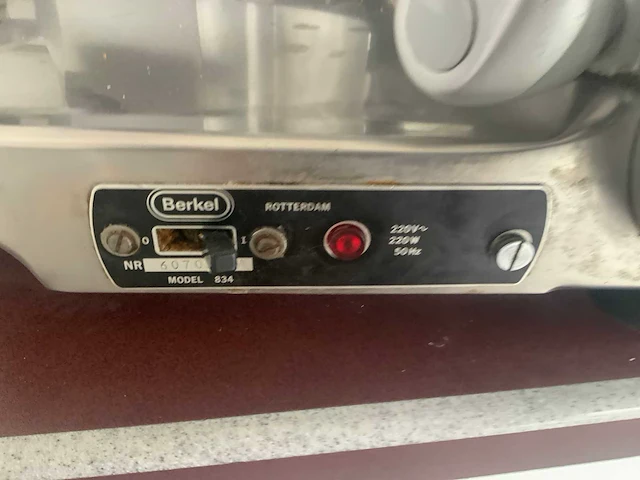 Berkel 834 snijmachine - afbeelding 4 van  6