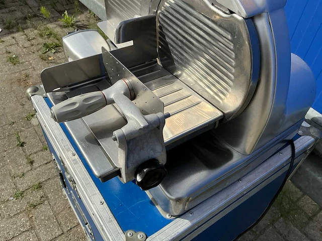 Berkel 834 vleessnijmachine - afbeelding 2 van  10