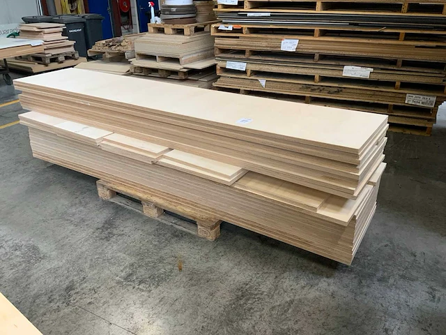 Berken multiplex plaat (36x) - afbeelding 1 van  2