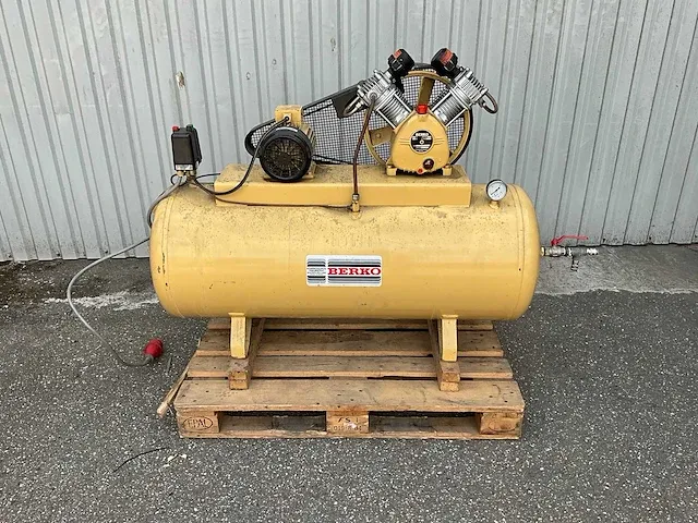 Berko - vt375 - 2,2kw 250 liter compressor - afbeelding 1 van  10