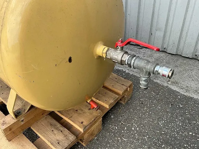Berko - vt375 - 2,2kw 250 liter compressor - afbeelding 8 van  10