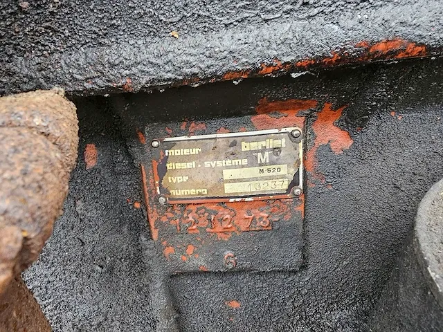 Berliet - m-520 - motor met versnellingsbak - afbeelding 3 van  12