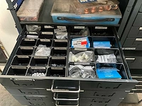 Berner meubel met bevestigingsmateriaal voor campers - afbeelding 11 van  31
