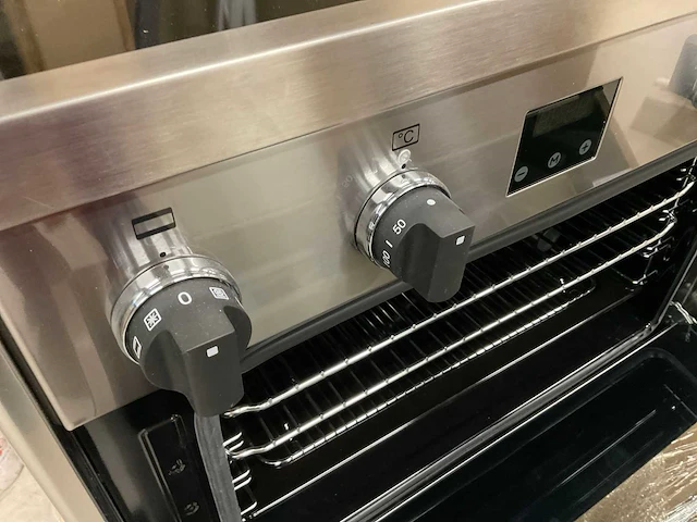 Bertazzoni ams91nd61bx vrijstaand inductie fornuis 90 cm - afbeelding 3 van  7