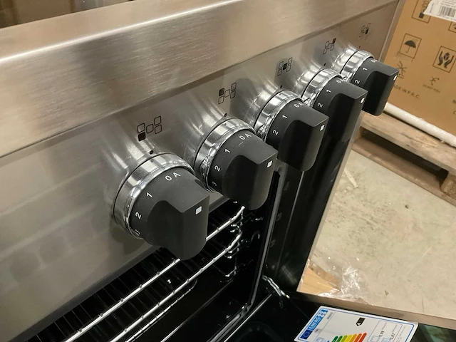 Bertazzoni ams91nd61bx vrijstaand inductie fornuis 90 cm - afbeelding 4 van  7