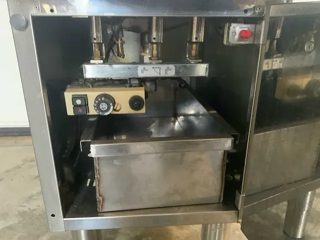 Bertos friteuse - afbeelding 3 van  5