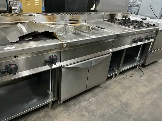 Berto’s gl15+15m gas friteuse - afbeelding 1 van  10