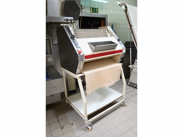 Bertrand euro 2000sr stokbroodmachine - afbeelding 2 van  7