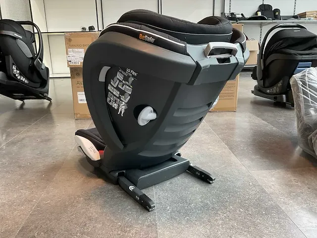 Besafe fix i-size izi flex autostoel - afbeelding 4 van  4