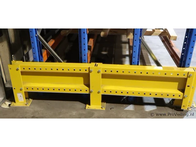 Beschermrail voor enkele schaprij - 165x20x40cm - afbeelding 2 van  3
