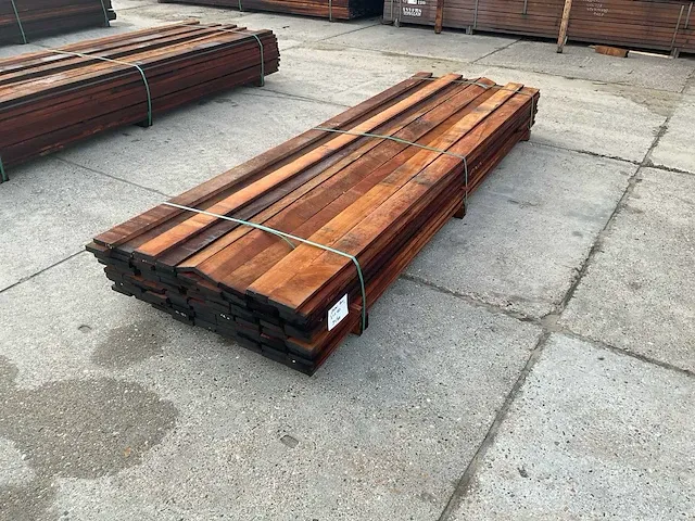 Beschoeiing plank 26x100 hardhout (94x) - afbeelding 4 van  6