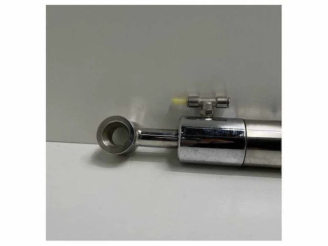 Besenzoni hydraulic lifting cylinder stainless steel 85 cm - afbeelding 3 van  5