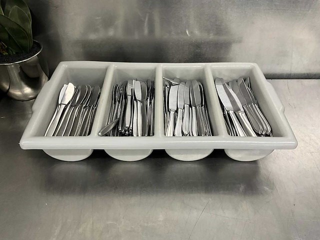 Bestekbak met messen - afbeelding 1 van  5
