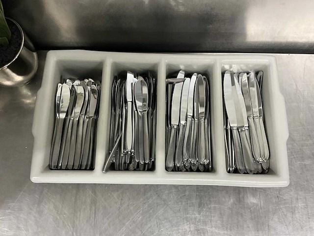 Bestekbak met messen - afbeelding 5 van  5