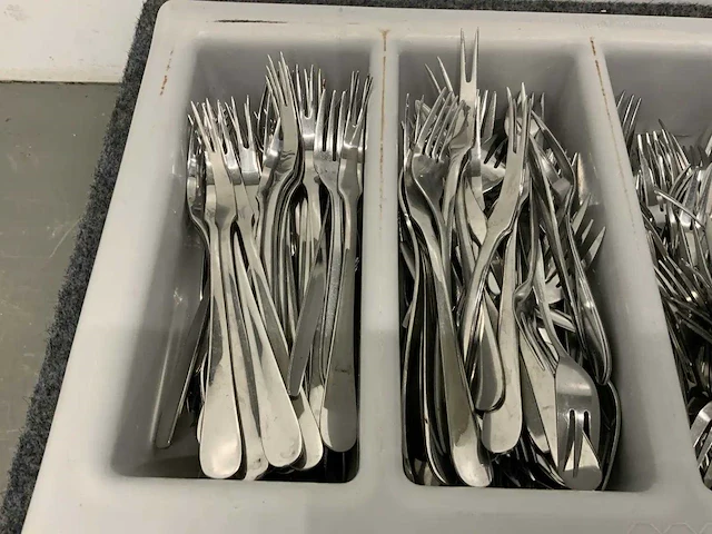 Bestekbak met vorken - afbeelding 3 van  4
