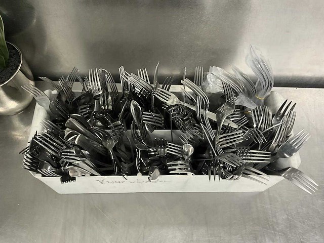 Bestekkorf met vorken - afbeelding 4 van  4