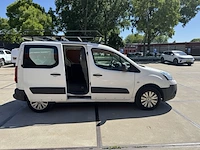 Bestelauto citroen, berlingo 1.6 hdi 700 club economy, bouwjaar 2013 - afbeelding 16 van  36