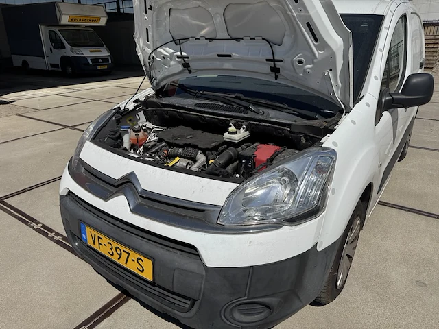 Bestelauto citroen, berlingo 1.6 hdi 700 club economy, bouwjaar 2013 - afbeelding 22 van  36