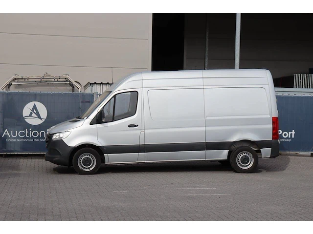 Bestelwagen mercedes-benz sprinter 214cdi diesel 143pk 2020 - afbeelding 1 van  1