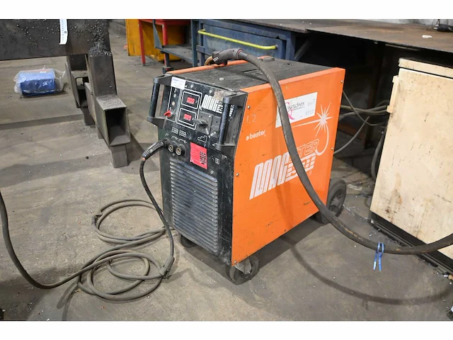 Bester magster 501 lasapparaat met bester pde 41w mag feed unit - afbeelding 4 van  10